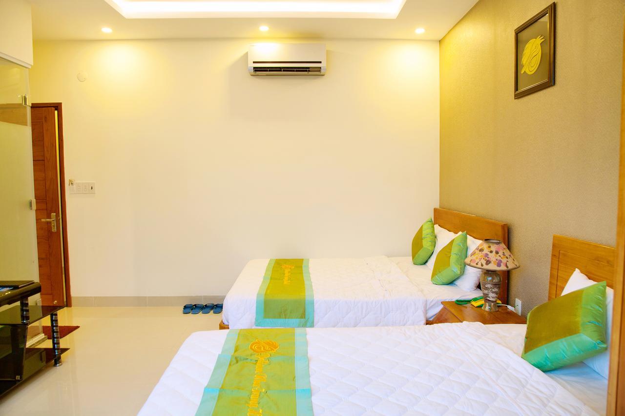 Pelican Nha Trang Hotel Exterior photo
